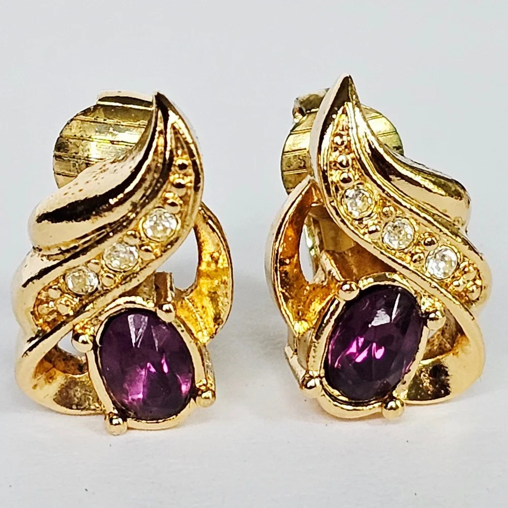Vintage Avon Clip On Earrings Faux Amethyst Gold Tone Rhinestone‎ Glam Regency